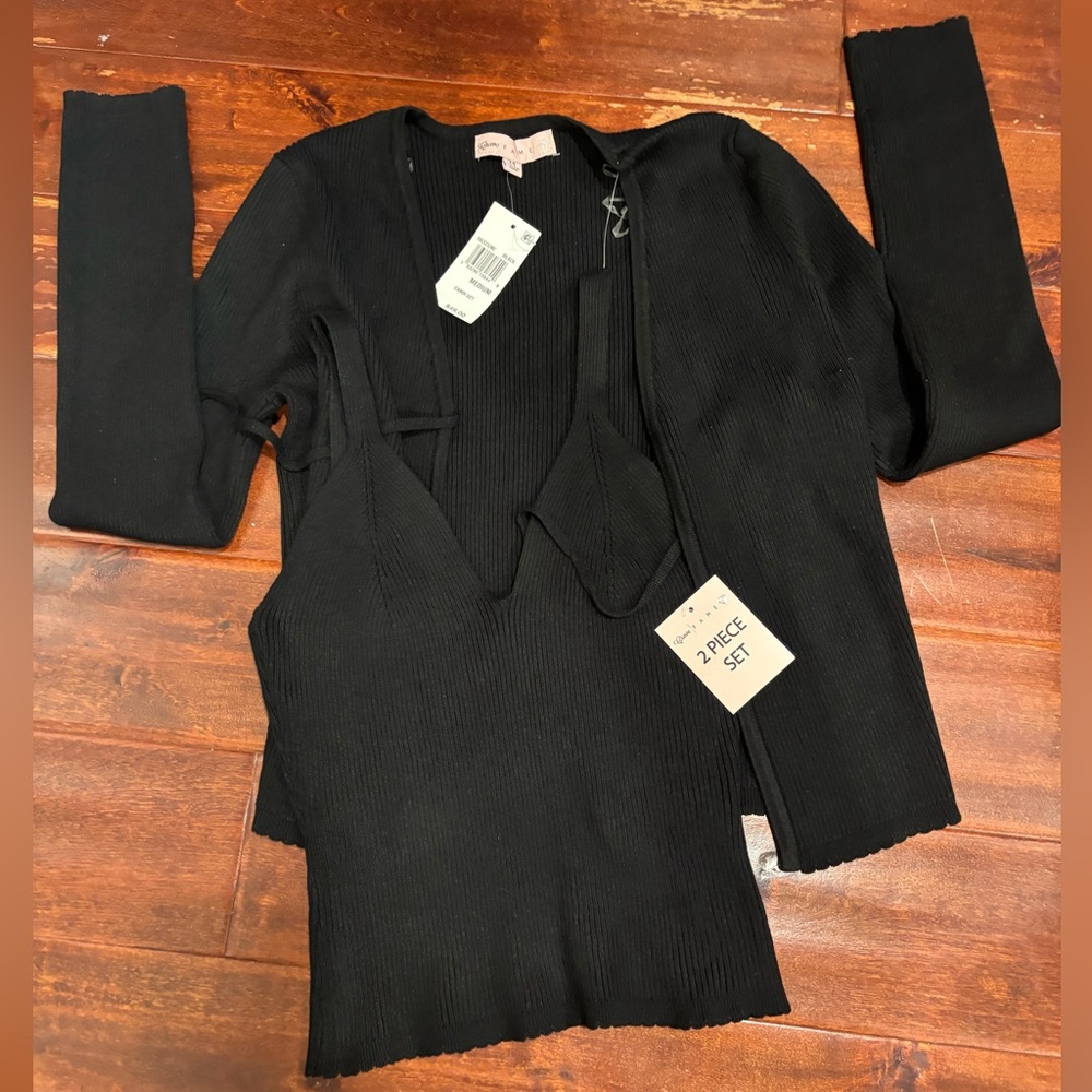 FAME NWT Two Pc Set Black Women's Cardigan & Top, Medium